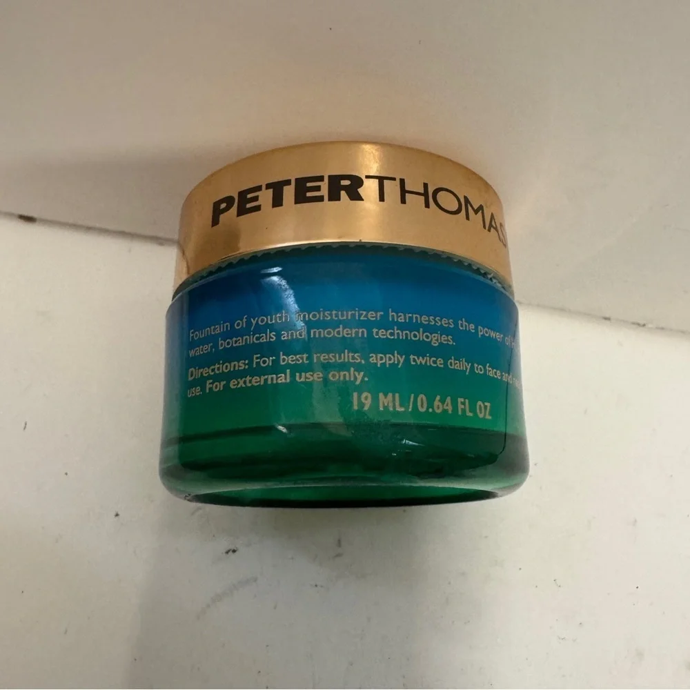 Peter Thomas Roth Hungarian Thermal Water Mineral Rich Moisturizer 19 ML